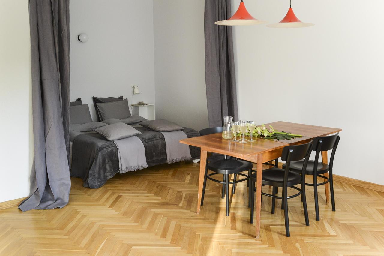 Designers Apartment In The Old Town Varsóvia Exterior foto
