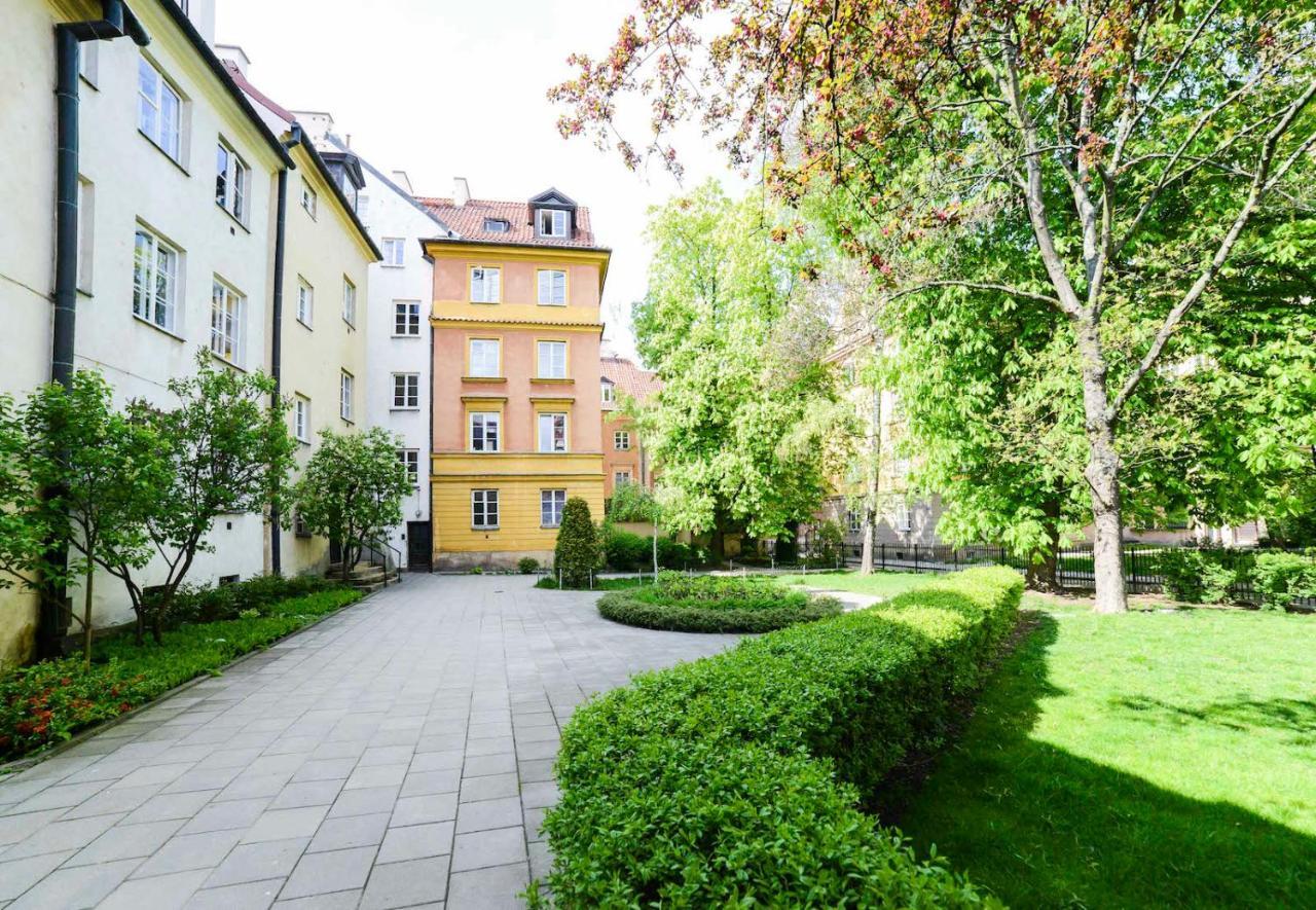 Designers Apartment In The Old Town Varsóvia Exterior foto